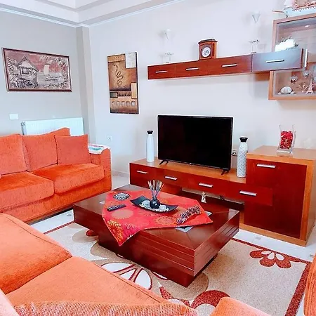Ares 4 / Beach-front Sarande